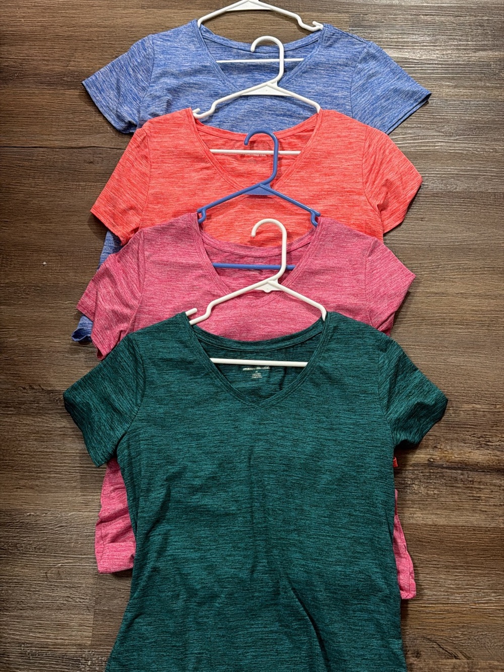 Women’s Short Sleeve V-Neck Top Bundle (4)